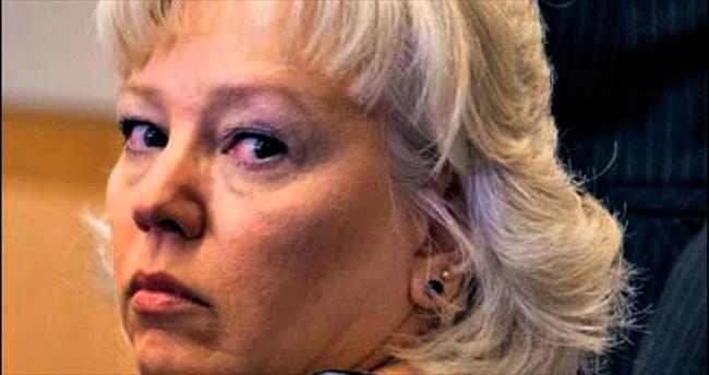 25 yıl sonra ipten döndü