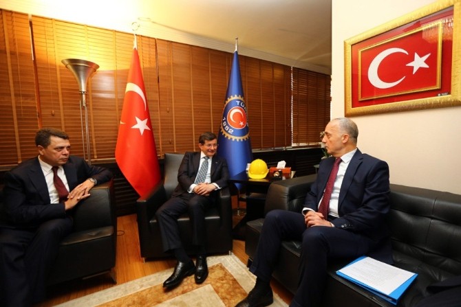Başbakan Davutoğlu’ndan Kılıçdaroğlu’na İki Maaş İkramiye Cevabı