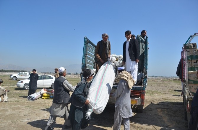 Afganistan’daki Sel Felaketinde TİKA Yardım Elini Uzattı