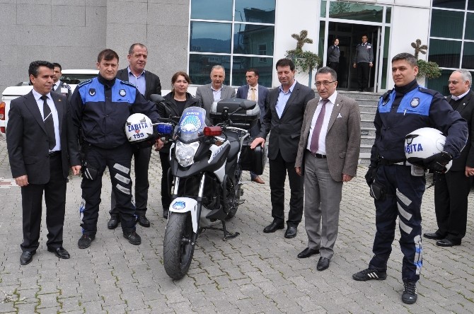 Edremit Belediyesi Motosikletli Zabıtalarla Daha Hızlı