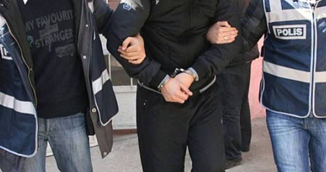 Aranan DHKP-C’li İzmir’de polise teslim oldu