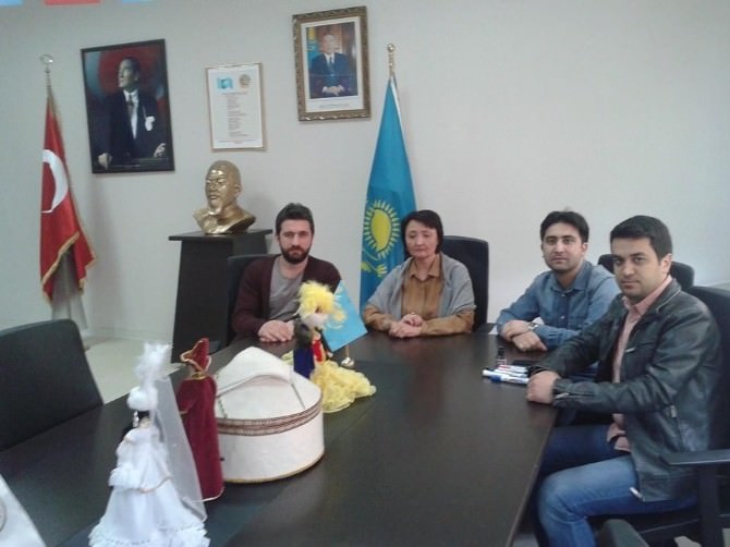Abay Kazak Dil Ve Kültür Merkezinde Görev Değişimi