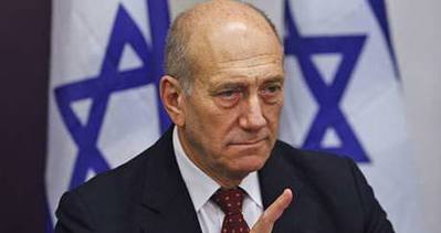 İsrail eski Başbakanı yolsuzluktan suçlu bulundu