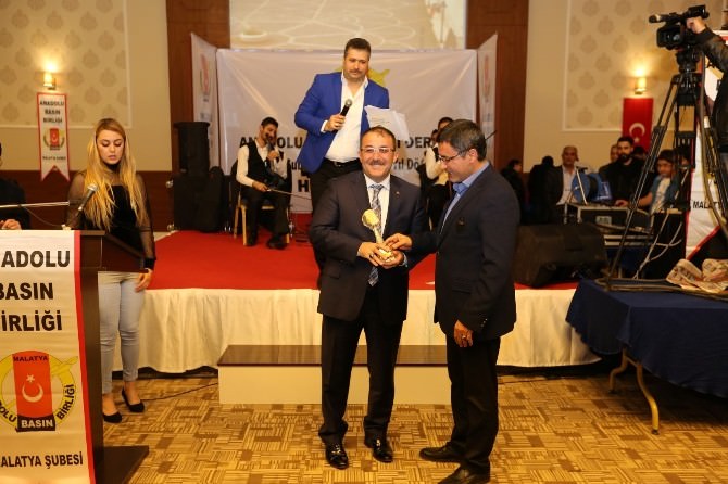 Mehmet Fatih Güven’e Yılın Belediye Başkanı Ödülü