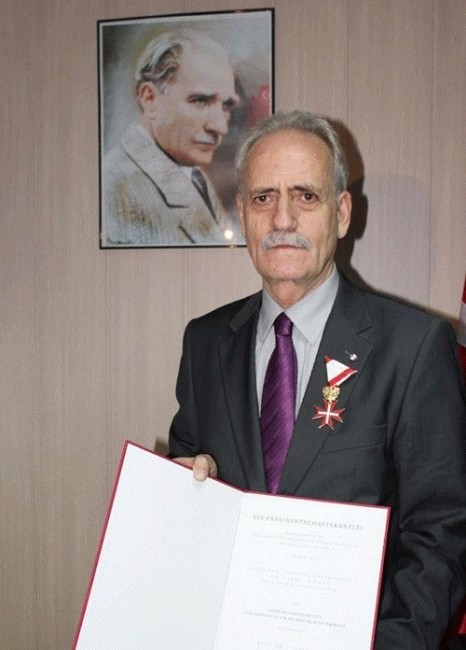 Prof. Dr. Yılmaz Özbek İçin Armağan Kitap Hazırlandı