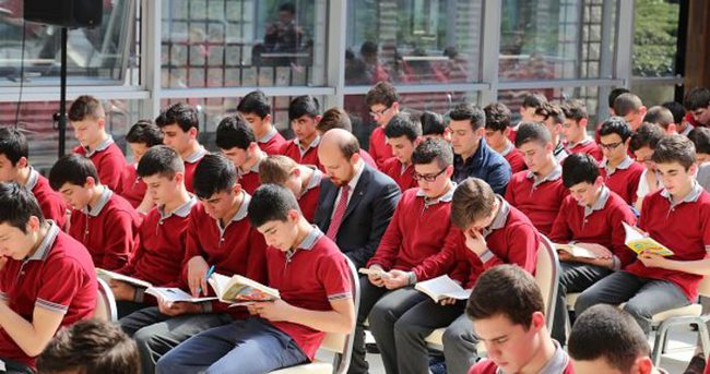 Bilal Erdoğan’dan ’RENK’e destek