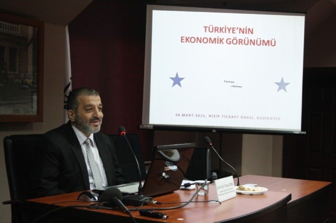 Nizip’te “Türkiye’nin Ekonomik Görünümü“ Konulu Konferans Düzenlendi