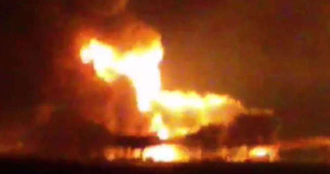 Meksika’da petrol platformunda yangın