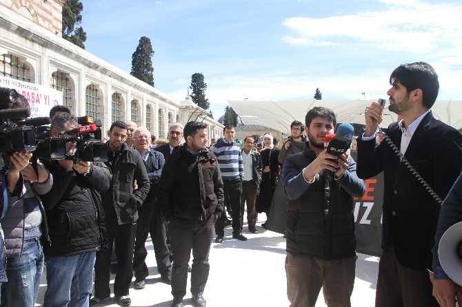 Fatih Camii’nde Terör Protestosu
