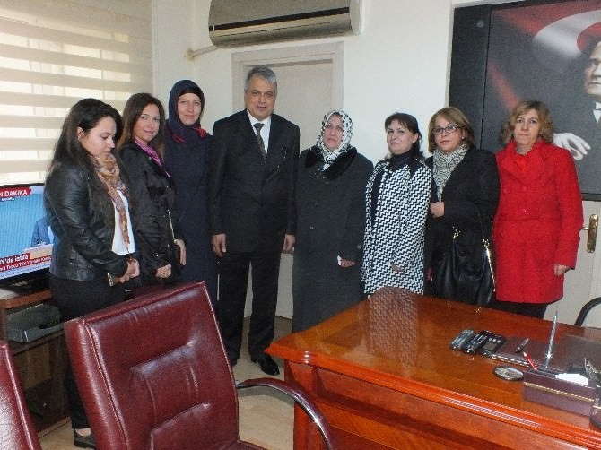 Edremit MHP Kadın Kolları Ziyaretlere Başladı