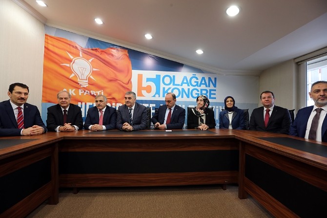 AK Parti Milletvekili Adayları Basın Toplantısı Düzenledi