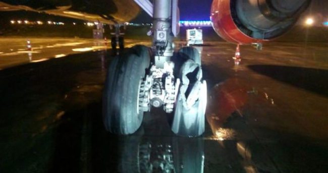 İran Air’e ait uçağın motoru patladı