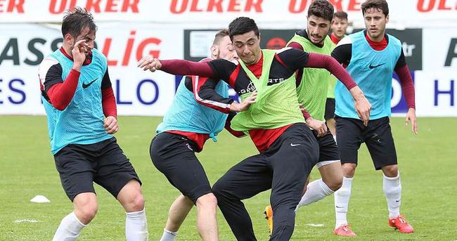 Trabzonspor, Yanal’sız çalıştı
