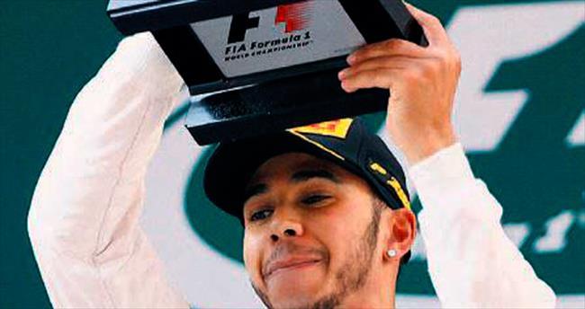 Lewis Hamilton’a yaylım ateşi