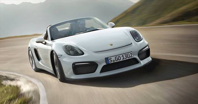 Yeni Porsche Boxster Spyder tanıtıldı