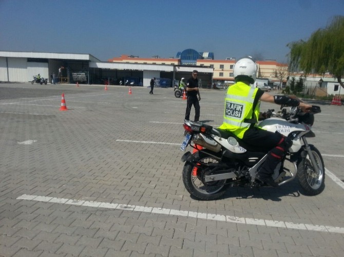 Polislere Motosiklet Eğitimi