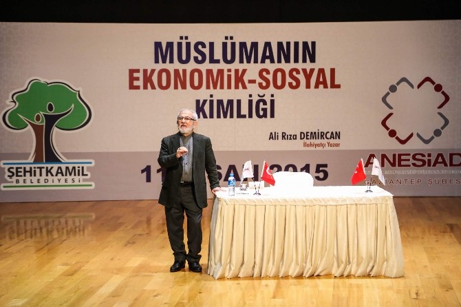Müslümanın Ekonomik - Sosyal Kimliği Konferansı