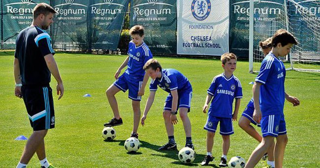 Chelsea’nin Antalya’daki futbol okulu tanıtıldı