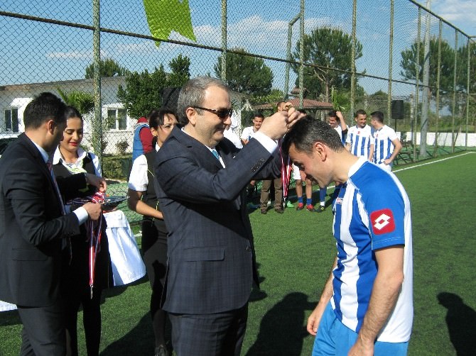 “9.Dr.nihat Kalkavan Futbol Turnuvası”nda Ödüller Sahibini Buldu