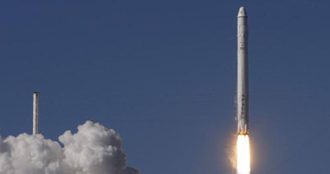 SpaceX roketi fırlatıldı