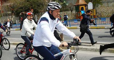 Erdoğan, Cumhurbaşkanlığı Türkiye Bisiklet Turu’nda pedal çevirdi