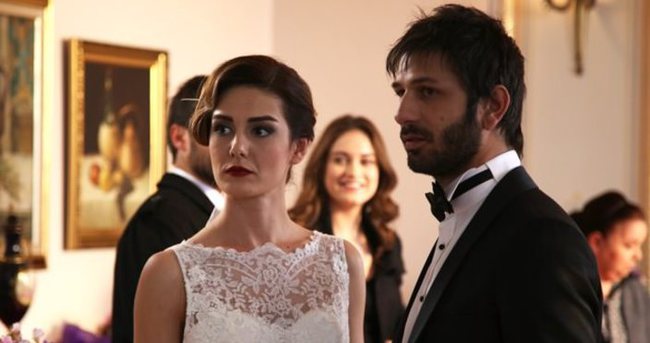 Kara Ekmek dizisnin yeni bölüm etiketi çok konuşuldu