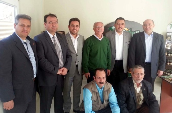 AK Parti’den Mustafa İça’ya Ziyaret