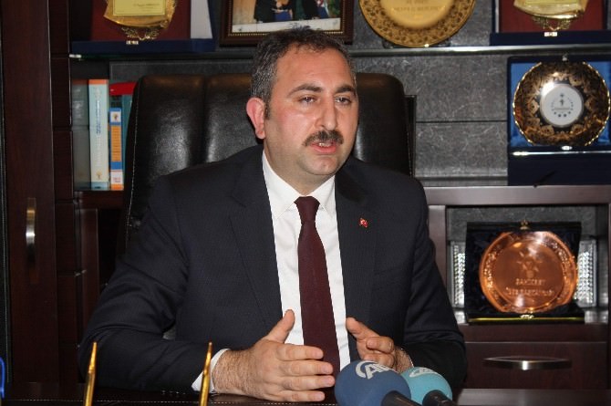 Abdulhamit Gül, Kılıçdaroğlu’nun Seçim Vaatlerini Eleştirdi