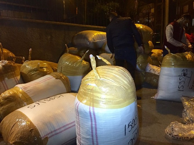 Özel Haber Fatih’te Çalınan 500 Bin Dolarlık Tekstil Ürünü Kargoda Ele Geçirildi