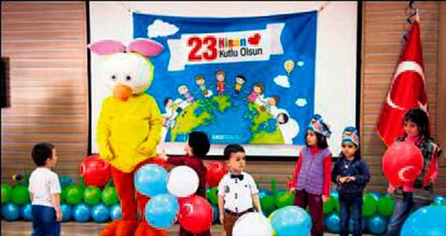 Sami Ulus Hastanesi’ndeki çocuklara bayram sürprizi