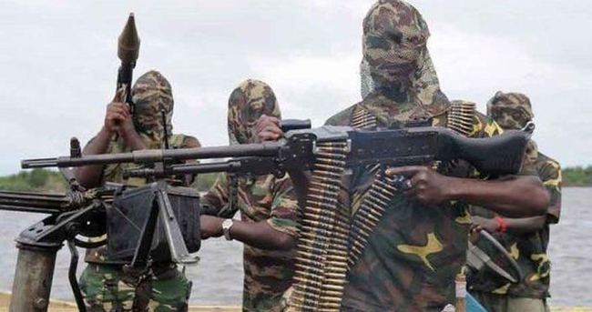 Mühimmatı kalmayan Boko Haram’ın ok, yay ve pala gibi silahlarla savaşacak