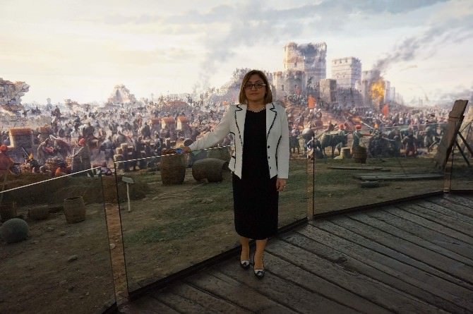 Fatma Şahin’den, Gaziantep Savunması Panorama Müzesi Hazırlıkları