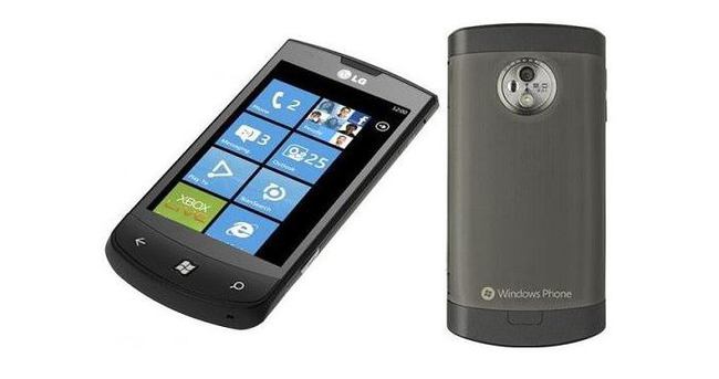 LG, Windows Phone’lu bir telefon hazırlıyor