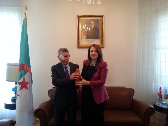 Sankon Genel Başkanı Atasoy, Cezayir Demokratik Halk Cumhuriyeti Ankara Büyükelçisiyle Görüştü
