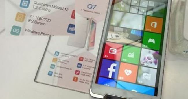Gelmiş geçmiş en büyük Windows Phone telefon: Ramos Q7