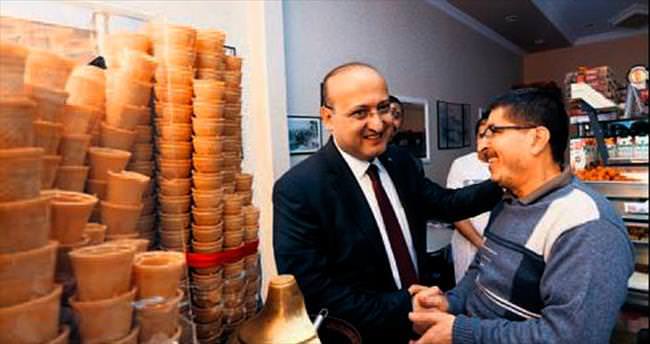 Akdoğan: Birinden kan diğerinden tıss