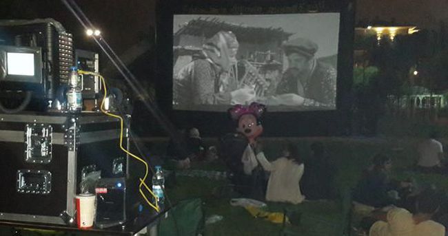AK Parti’den Kadıköy’e yazlık sinema