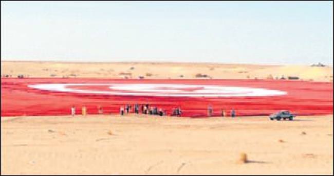 Dünyanın en büyük bayrağı Tunus’ta