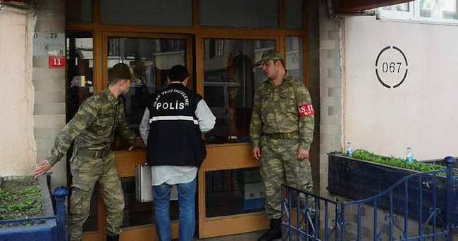 Başçavuş evinde ölü bulundu