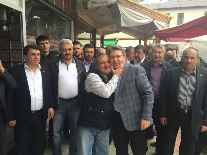 AK Parti Gümüşhane Milletvekili Feramuz Üstün, Seçim Gezilerini Sürdürüyor