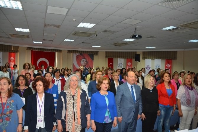 Efeler Belediyesi Egeli Kadınlara Ev Sahipliği Yaptı
