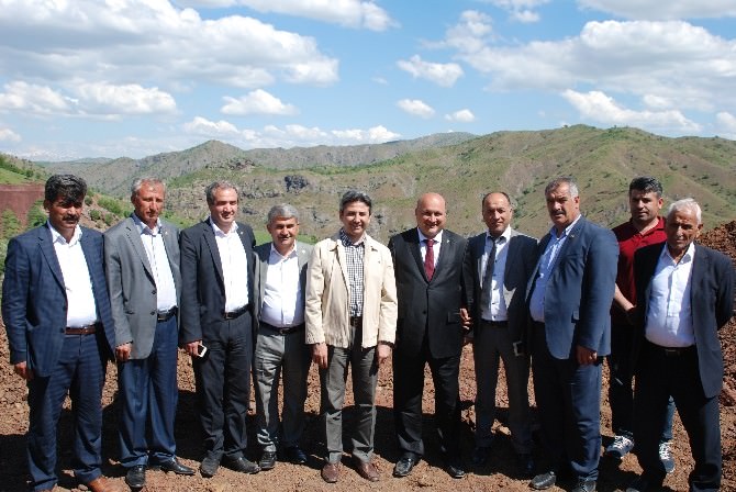 AK Parti’li Aydın, Koçali Barajı İnşaatında İncelemelerde Bulundu