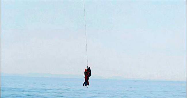 Ege Denizi’nde kaçak kurtarma tatbikatı