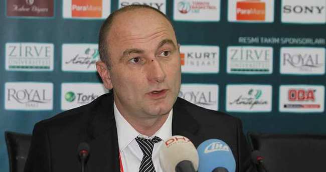 Torku Konyaspor, Aziz Bekir ile yeniden anlaştı