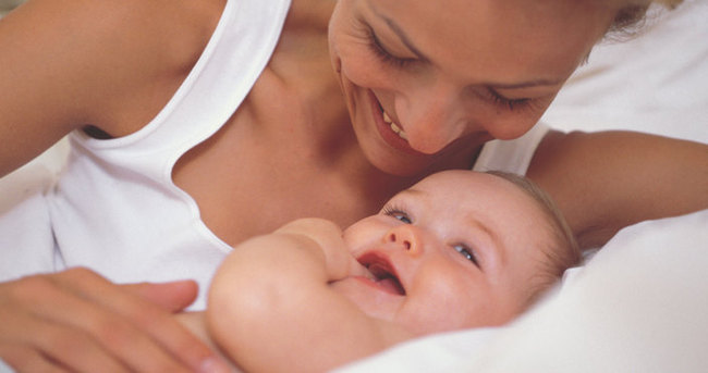 Annelik estetiği ile doğum izleri tedavi ediliyor