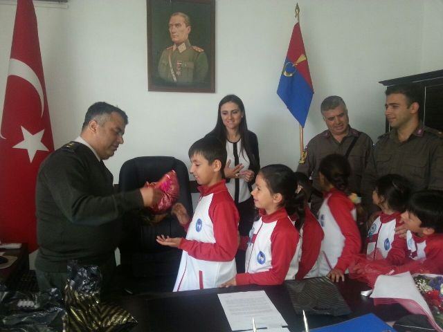 Kumköy İlkokulu Öğrencileri Jandarmada