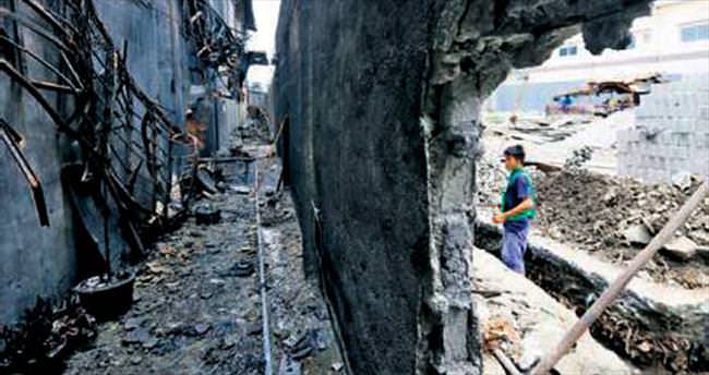 Fabrikada yangın: 72 ölü