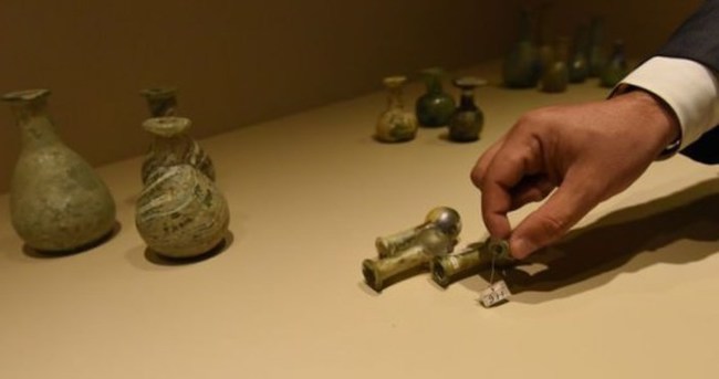 Bitlis’teki depodan 5 bin yıllık eserler çıktı
