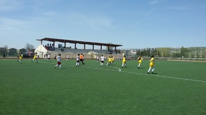 Arpaçay Ybo Kız Futbol Takımı Samsun Ekibine Penaltı Atışlarında Yenildi