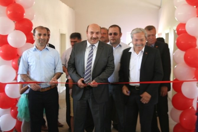 Hisarcık Beşevler Ortaokulu’nda TÜBİTAK Destekli 4006 Bilim Fuarı Açıldı
